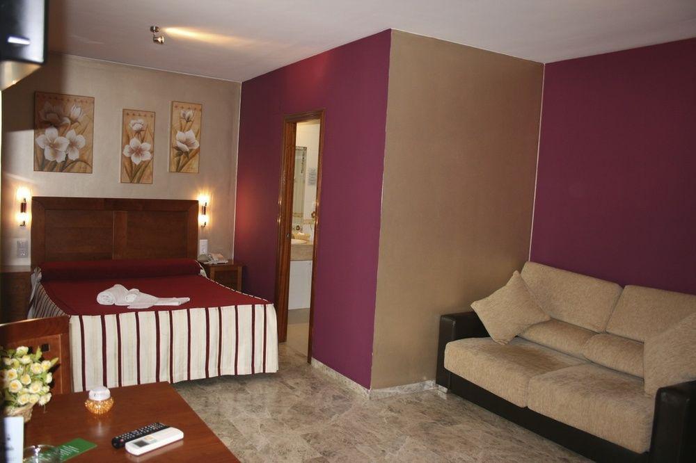 Apartamentos La Fuente Córdoba Kültér fotó